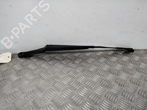Used Front windshield wiper arm OPEL ASTRA J (P10) 1.4 Turbo (68) (140 hp) 28742362