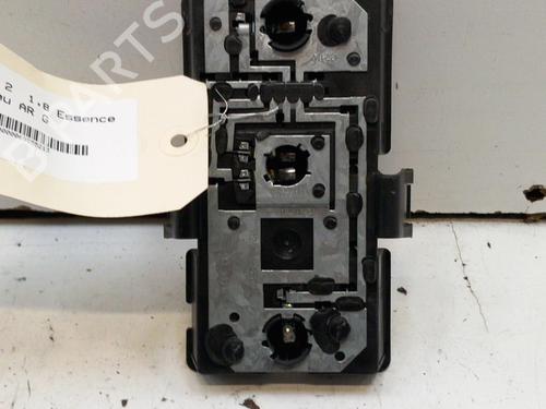 Used Lamp holder Lamp holder RENAULT 19 II (B/C53_) 1.8 (5/353A) (90 hp) 28766682 28766682