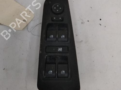 Used Left front window switch FIAT BRAVO II (198_) 1.9 D Multijet (198AXE1A) (90 hp) 28757604