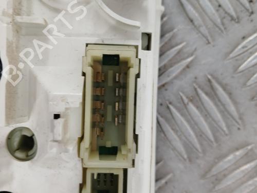 Used Climate control Climate control CITROËN C4 Coupe (LA_) 1.6 HDi (90 hp) 31126540 31126540