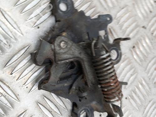 Used Hood lock TOYOTA RAV 4 III (_A3_) 2.2 D 4WD (ALA30_, ALA30R) (136 hp) 28742092