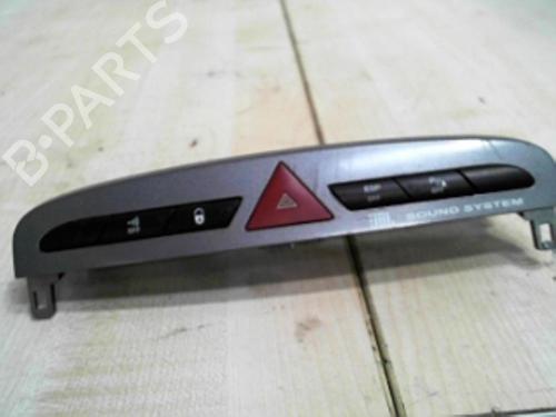 Used Warning switch PEUGEOT 308 I (4A_, 4C_) 1.6 HDi (109 hp) 28792217