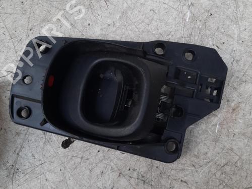 Used Front left interior door handle FIAT PANDA (312_, 319_) 1.2 (312PXA1A) (69 hp) 28752091