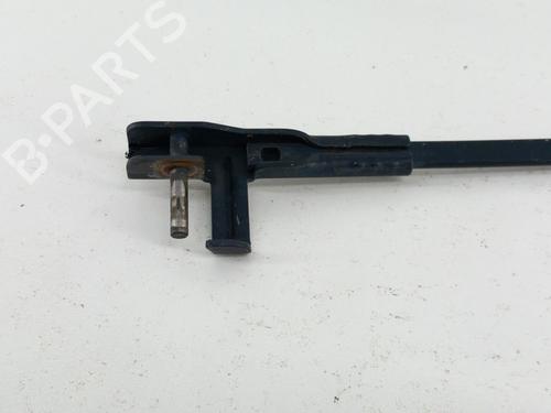 Vindrute viskerarm ALFA ROMEO GT (937_) 1.9 JTD (937CXN1B) (150 hp) 28751455