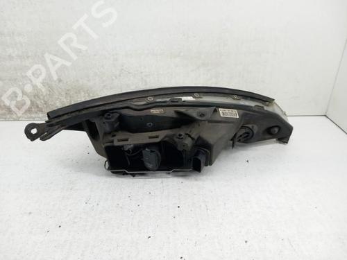 Phare gauche FORD FOCUS I (DAW, DBW) 1.6 16V (100 hp) 28740942