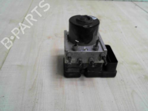 Used ABS pump RENAULT TWINGO II (CN0_) 1.2 16V (CN04, CN0B) (75 hp) 28777137