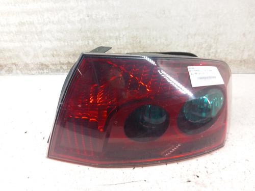 Used Right taillight PEUGEOT 407 (6D_) 2.0 HDi 135 (6DRHRH, 6DRHRE, 6DRHRG, 6DRHRJ) (136 hp) 28743266