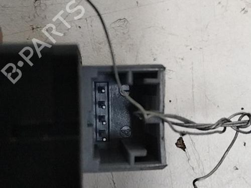 Interrupteur de vitre avant droite VW POLO IV (9N_, 9A_) 1.4 TDI | BP28776377I26