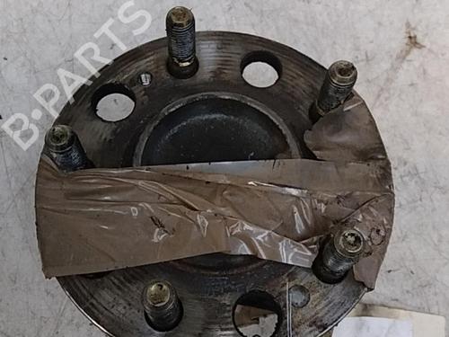 Used Right rear steering knuckle KIA CARENS III MPV (UN) 2.0 CRDi 140 (140 hp) 28789259