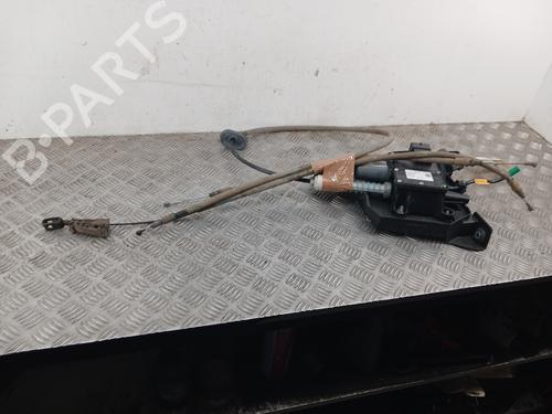 Used Electric handbrake Electric handbrake PEUGEOT 3008 I MPV (0U_) 1.6 HDi (114 hp) 33829086 33829086