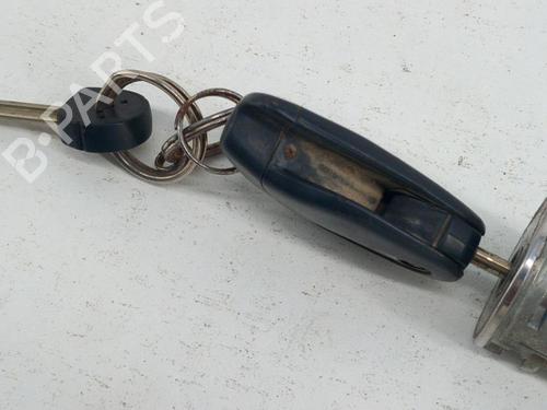 Used Ignition barrel FIAT ULYSSE (220_) 2.0 JTD 16V (109 hp) 28762400
