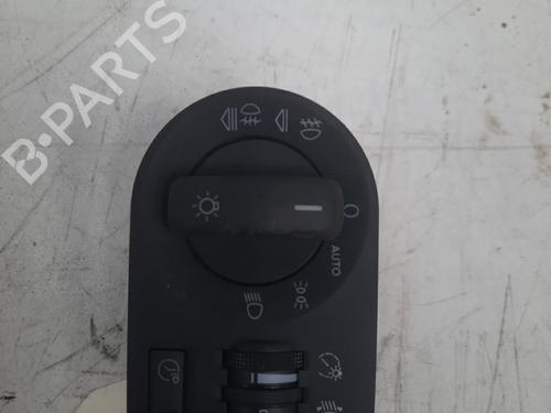 Used Headlight switch AUDI A3 (8P1) 1.9 TDI (105 hp) 28787807
