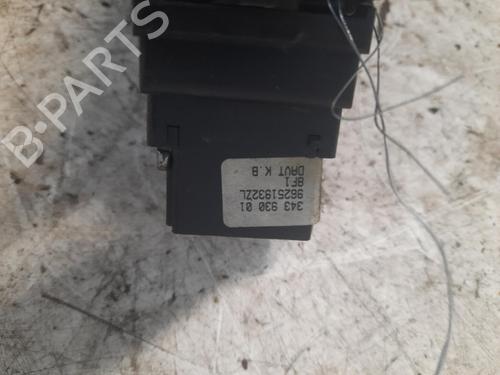 Używane Przełącznik CITROËN XSARA PICASSO (N68) 2.0 HDi (90 hp) 28787244