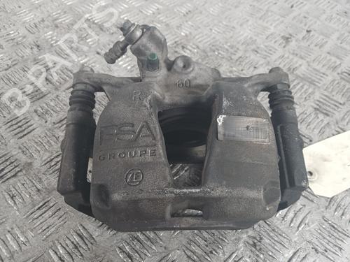 Used Right front brake caliper PEUGEOT 308 SW III (FC_, FJ_, FR_, F4_, FN_) BlueHDi 130 (FCYHZL, FCYHZT) (131 hp) 30883436
