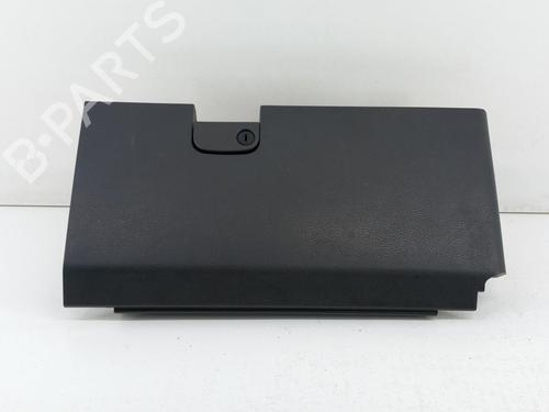 Used Glove box NISSAN X-TRAIL I (T30) 2.2 dCi 4x4 (136 hp) 28773629