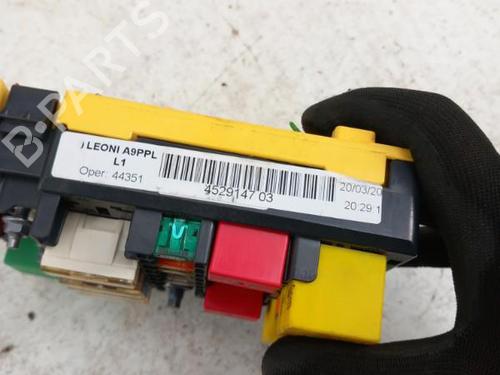 Fuse box PEUGEOT 208 I (CA_, CC_) 1.4 HDi | BP28740683E1