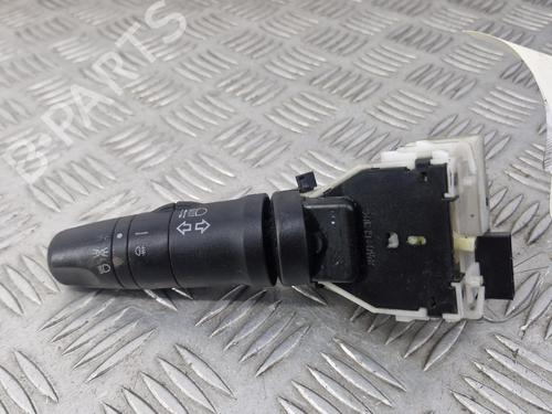 Used Switch Switch NISSAN MICRA III (K12) 1.5 dCi (86 hp) 40031779 40031779
