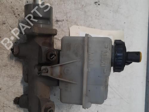 Used Brake master cylinder RENAULT MASTER II Van (FD) 2.5 dCi (FD02) (101 hp) 28772116