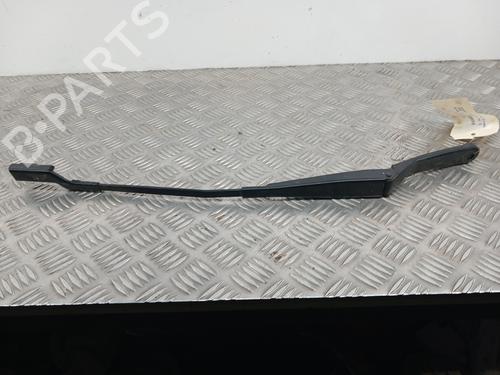 Used Front windshield wiper arm PEUGEOT 308 I (4A_, 4C_) 1.6 HDi (92 hp) 30590050