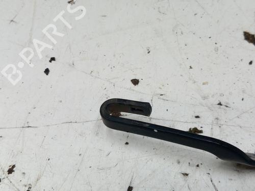 Used Front windshield wiper arm KIA PRO CEE'D (JD) 1.6 CRDi 136 (136 hp) 28793556