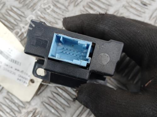 Used Switch Switch RENAULT GRAND SCÉNIC II (JM0/1_) 1.9 dCi (JM14) (131 hp) 32688524 32688524