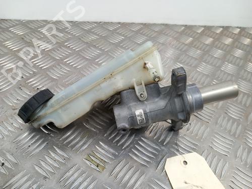 Used Brake master cylinder Brake master cylinder FORD FOCUS IV (HN) 1.0 EcoBoost (125 hp) 28738982 28738982