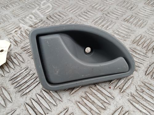 Used Front left interior door handle Front left interior door handle RENAULT TWINGO I (C06_) 1.2 16V (C060) (60 hp) 33681828 33681828