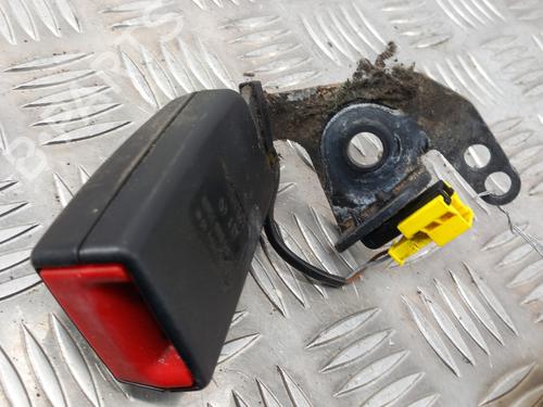 Used Seat buckle MERCEDES-BENZ C-CLASS (W204) C 200 CDI (204.001) (136 hp) 28745618