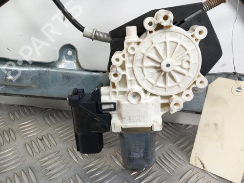 Lève-vitre avant droit MITSUBISHI COLT VI (Z3_A, Z2_A) 1.5 DI-D (Z39A) | BP29504668C23 