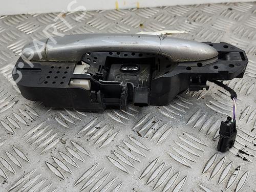 Used Front right exterior door handle RENAULT MEGANE III Hatchback (BZ0/1_, B3_) 1.5 dCi (BZ09, BZ0D, BZ1W, BZ29, BZ14) (110 hp) 28742178