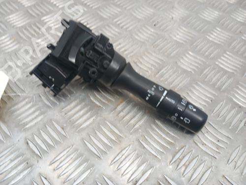 Used Steering column stalk TOYOTA YARIS (_P13_) 1.5 Hybrid (NHP130_, NHP130) (101 hp) 28736735