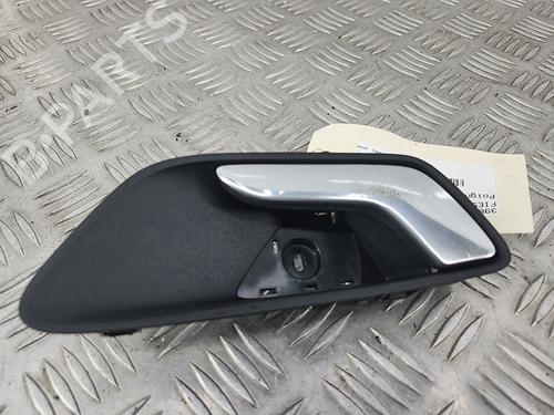 Used Rear left interior door handle FORD FIESTA VII (HJ, HF) 1.0 EcoBoost (95 hp) 28756574