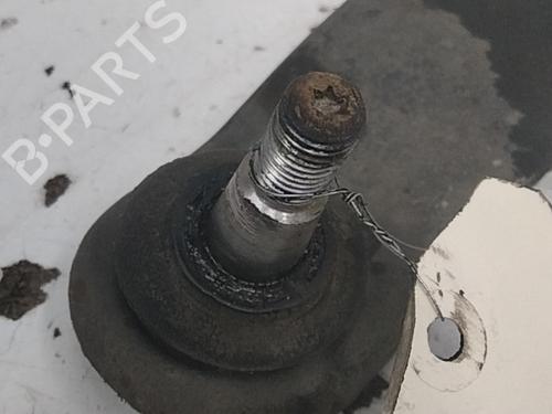 Venstre fortil bærearm MITSUBISHI COLT VI (Z3_A, Z2_A) 1.5 DI-D (Z39A) (95 hp) 28753840