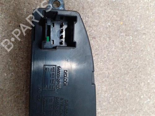 display-monitor-kia-cerato-i-hatchback-ld-2004-2005-2006-2007-2008-2009-2010-28776889 main image