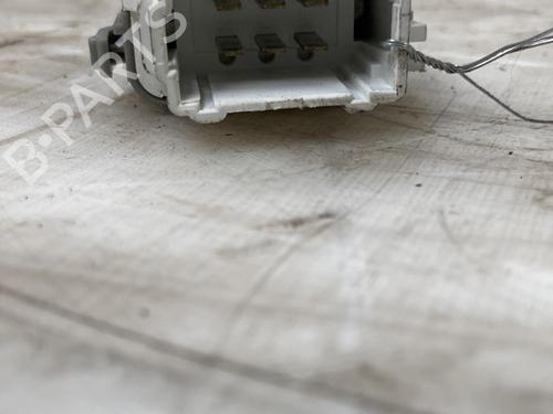 Used Left rear window switch Left rear window switch RENAULT VEL SATIS (BJ0_) 3.0 dCi (BJ0J, BJ0N) (177 hp) 28769633 28769633