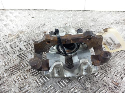 Used Right front brake caliper Right front brake caliper VOLVO 850 Estate (855) 2.4 (144 hp) 28737604 28737604