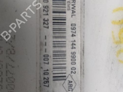 Used Fuel pump RENAULT TWINGO II (CN0_) 1.5 dCi (CN0E) (64 hp) 28775580