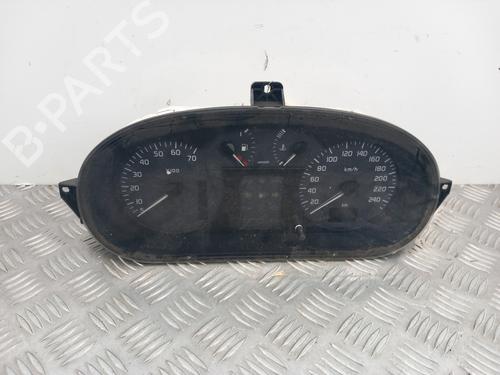 Used Instrument cluster RENAULT MEGANE I (BA0/1_) 1.6 16V (BA04, BA0B, BA11, BA1J, BA16, BA19, BA1K, BA1V,... (107 hp) 28756979