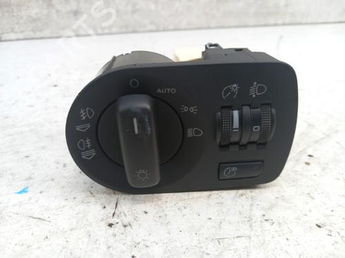 Used Headlight switch AUDI A3 Sportback (8PA) 2.0 FSI (150 hp) 28781666