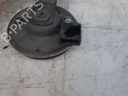 Toeter TOYOTA RAV 4 III (_A3_) 2.2 D 4WD (ALA30_, ALA30R) (136 hp) 28752152