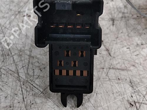 Used Right rear window switch NISSAN NOTE (E11, NE11) 1.5 dCi (86 hp) 28775225