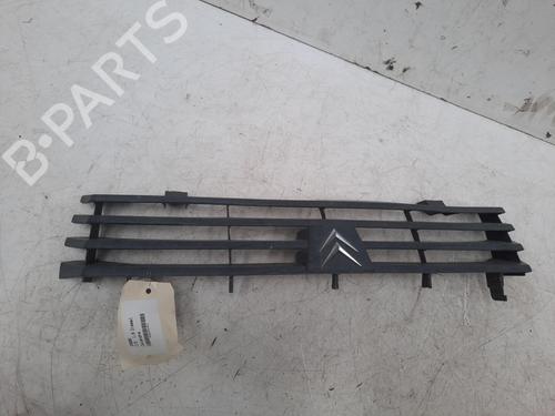 Used Grille Grille 28774982 28774982
