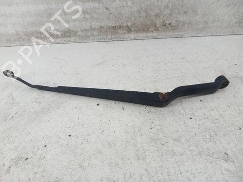 Used Front windshield wiper arm Front windshield wiper arm TOYOTA CARINA E VI Saloon (_T19_) 2.0 TD (CT190_, CT190R) (83 hp) 28783612 28783612