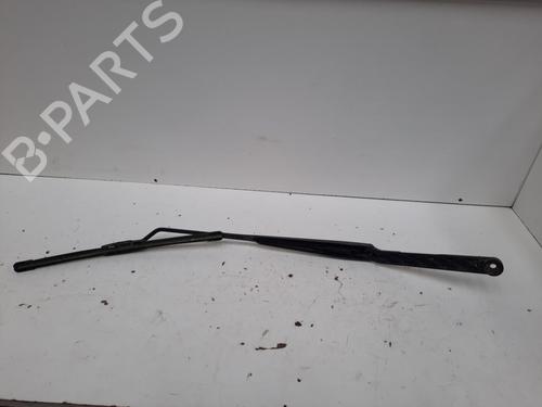 Used Front windshield wiper arm NISSAN X-TRAIL I (T30) 2.2 dCi 4x4 (136 hp) 28747295