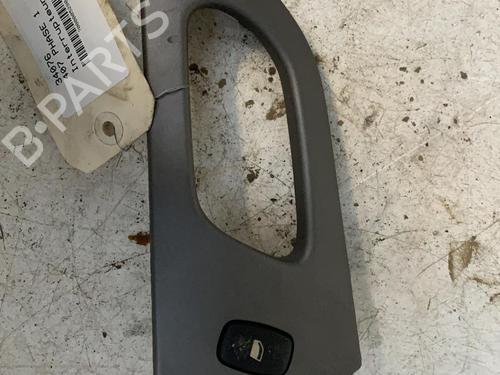 Fensterheberschalter links hinten für PEUGEOT 407 (6D_) 2.0 HDi 135 (6DRHRH, 6DRHRE, 6DRHRG, 6DRHRJ) (136 hp) 28751975