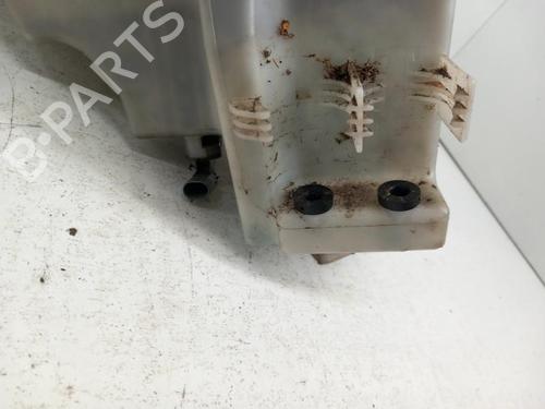 Used Windscreen washer tank BMW X3 (E83) xDrive 20 d (177 hp) 28746793
