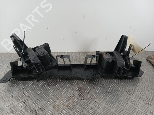 Used Rear bumper bracket PEUGEOT 208 II (UB_, UP_, UW_, UJ_) e-208 (136 hp) 31091800