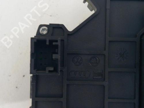 Used Switch Switch AUDI A4 B6 (8E2) 1.6 (102 hp) 28773764 28773764