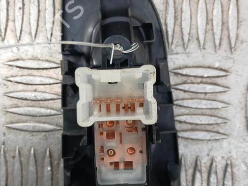 Used Right rear window switch Right rear window switch 36652429 36652429