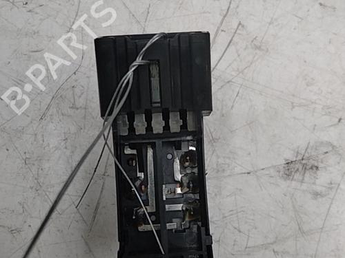 right-front-window-switch-suzuki-swift-iii-mz-ez-2005-28753136 main image